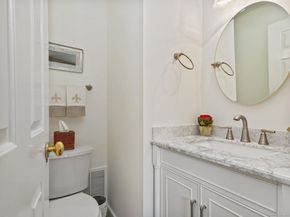 51 Hale Lane 51, Darien CT 06820