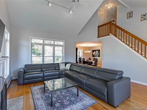 11 Squantz View Drive, New Fairfield CT 06812
