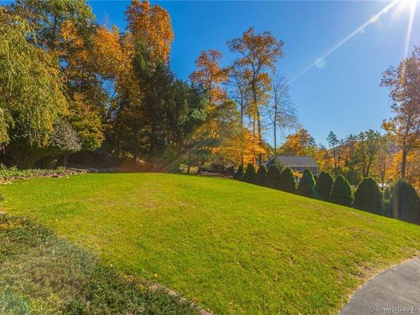 11 Squantz View Drive, New Fairfield CT 06812