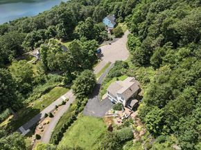 11 Squantz View Drive, New Fairfield CT 06812