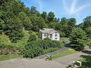 11 Squantz View Drive, New Fairfield CT 06812