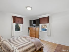 58 Sleepy Hollow Lane, Stamford CT 06907