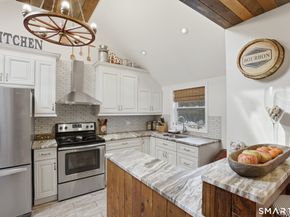 58 Sleepy Hollow Lane, Stamford CT 06907