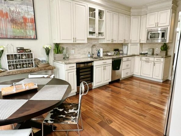 10 Sampson Terrace 10, Danbury CT 06810