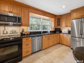 196 Mariomi Road, New Canaan CT 06840
