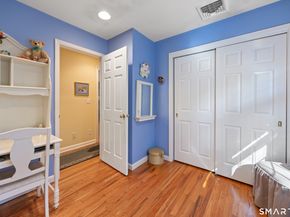 196 Mariomi Road, New Canaan CT 06840