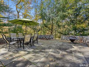 196 Mariomi Road, New Canaan CT 06840