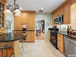 196 Mariomi Road, New Canaan CT 06840