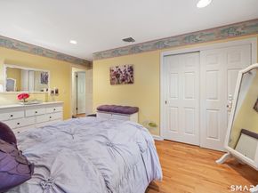 196 Mariomi Road, New Canaan CT 06840