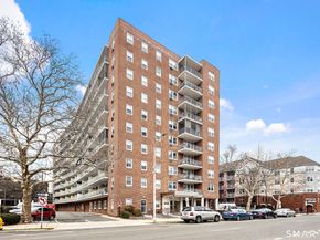 444 Bedford Street APT 8F, Stamford CT 06901