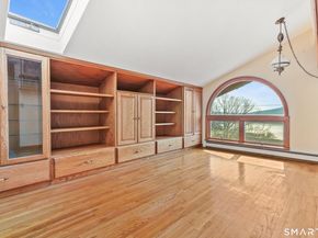 31 Mountain View Drive, Brookfield CT 06804