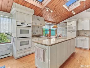31 Mountain View Drive, Brookfield CT 06804