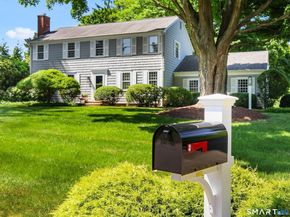 127 S Gate Lane, Fairfield CT 06890