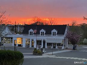 127 S Gate Lane, Fairfield CT 06890