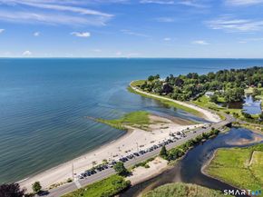 127 S Gate Lane, Fairfield CT 06890