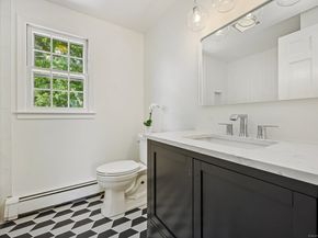 127 S Gate Lane, Fairfield CT 06890