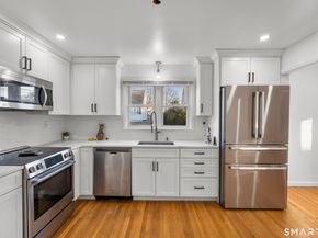 948 Wayne Street, Bridgeport CT 06606