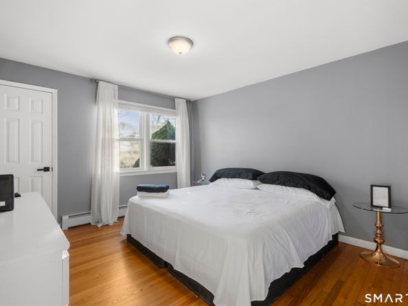 948 Wayne Street, Bridgeport CT 06606