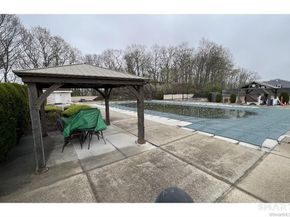 81 Deer Run 81, Bethel CT 06801