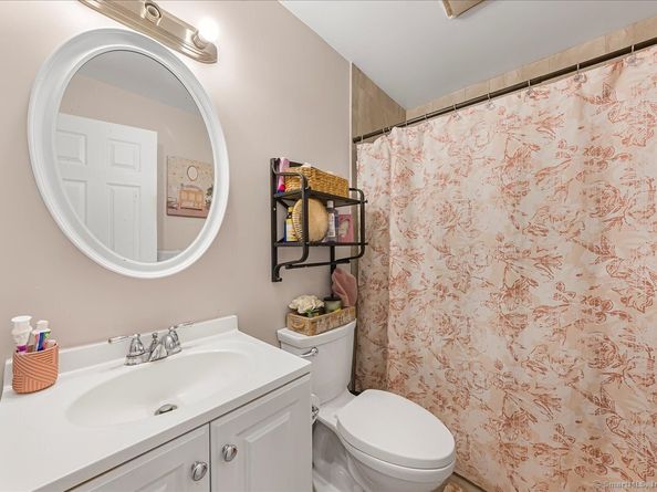 631 Fairview Avenue, Bridgeport CT 06606