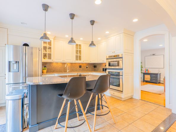 8 Rolling Lane, Norwalk CT 06851