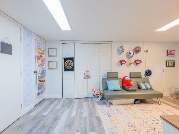 8 Rolling Lane, Norwalk CT 06851