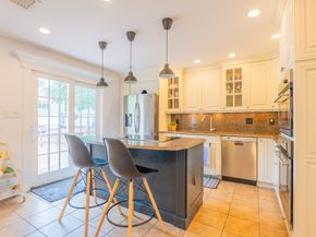 8 Rolling Lane, Norwalk CT 06851
