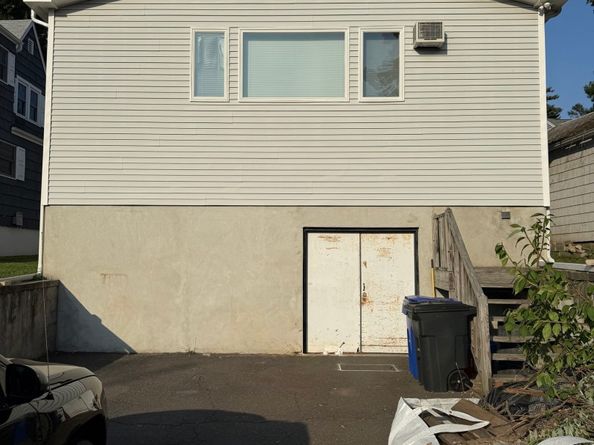 3 Devon Avenue, Norwalk CT 06850