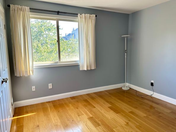 101 Grove Street APT 9, Stamford CT 06901