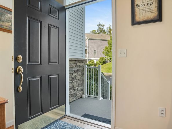 4 Brinscall Court 4, Danbury CT 06810