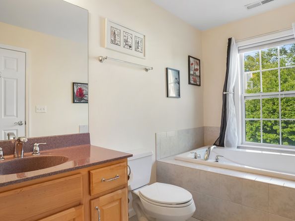 4 Brinscall Court 4, Danbury CT 06810