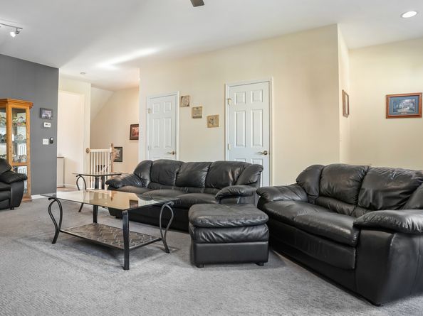 4 Brinscall Court 4, Danbury CT 06810