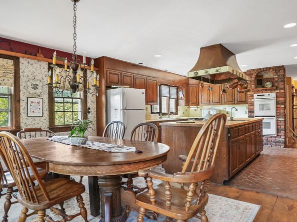21 Fuller Road, Trumbull CT 06611