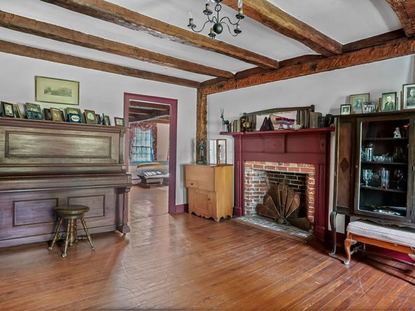21 Fuller Road, Trumbull CT 06611