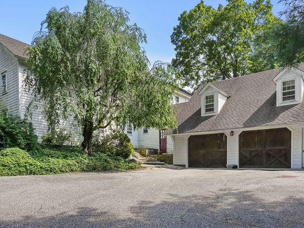 21 Fuller Road, Trumbull CT 06611