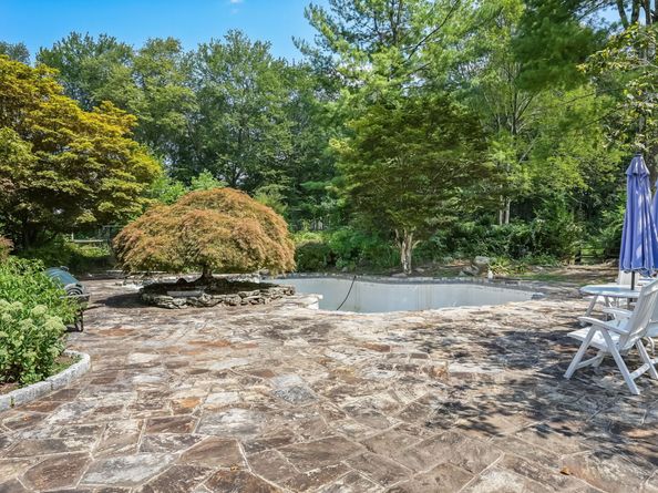 21 Fuller Road, Trumbull CT 06611