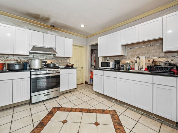 171 Jones Avenue, Bridgeport CT 06604