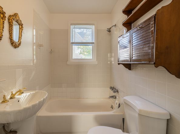 247 6th Street, Bridgeport CT 06607