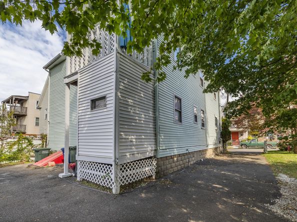 247 6th Street, Bridgeport CT 06607