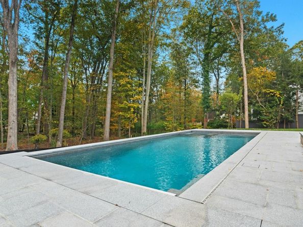 10 Stony Brook Road, Darien CT 06820