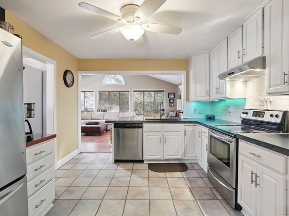 88 S King Street, Danbury CT 06811