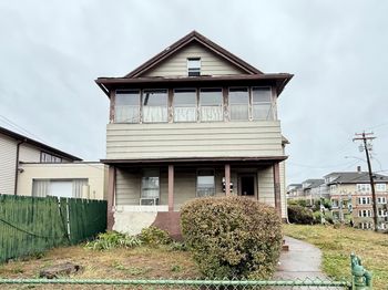 178 Island Brook Avenue