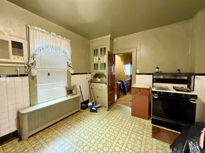 178 Island Brook Avenue, Bridgeport CT 06606