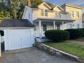 694 Boston Post Road, Darien CT 06820