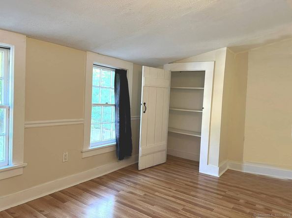 694 Boston Post Road, Darien CT 06820