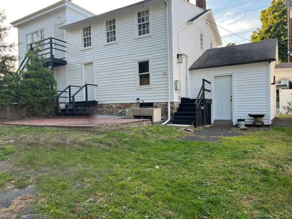 694 Boston Post Road, Darien CT 06820