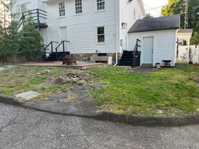 694 Boston Post Road, Darien CT 06820