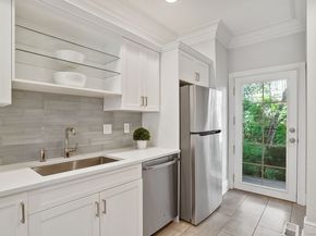 79 Locust Avenue APT 212, New Canaan CT 06840
