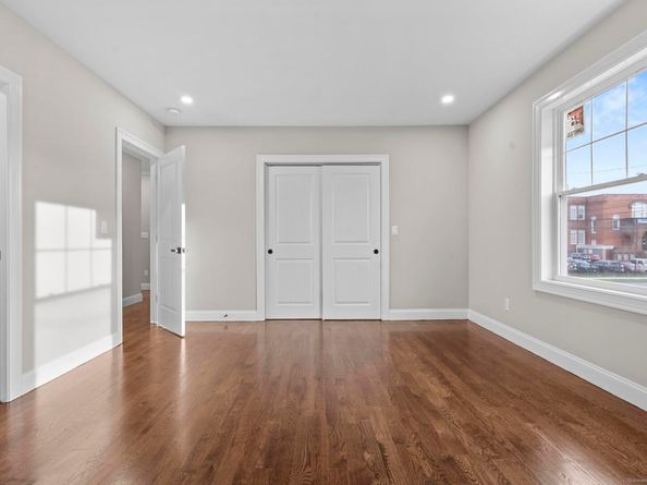 289 Harriet Street, Bridgeport CT 06608