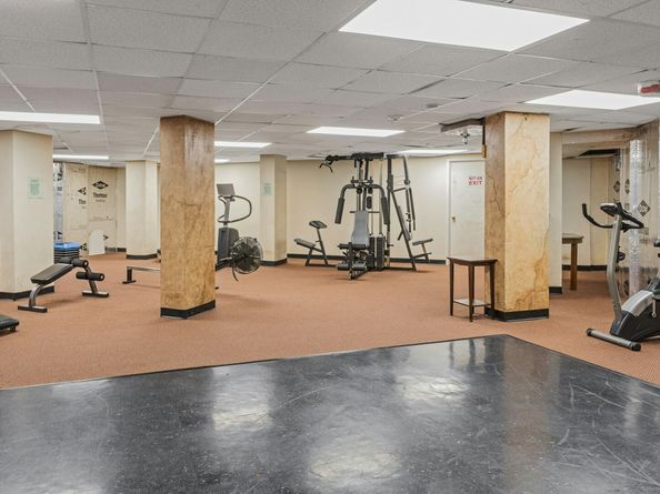 71 Strawberry Hill Avenue apt 203, Stamford CT 06902